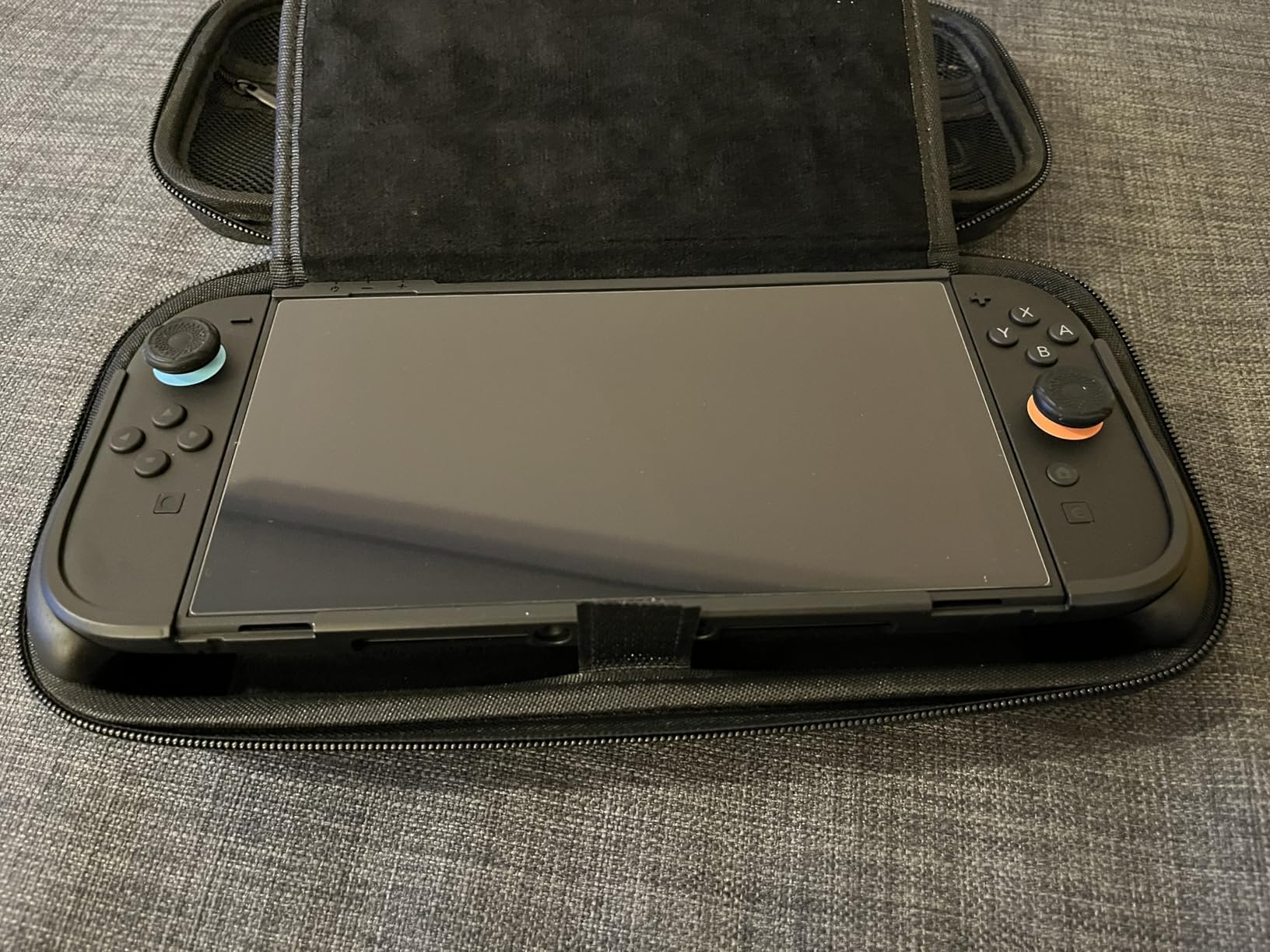 Oniverse Starter Kit 8 in 1 Custodia Switch 2 Vetro USB-C