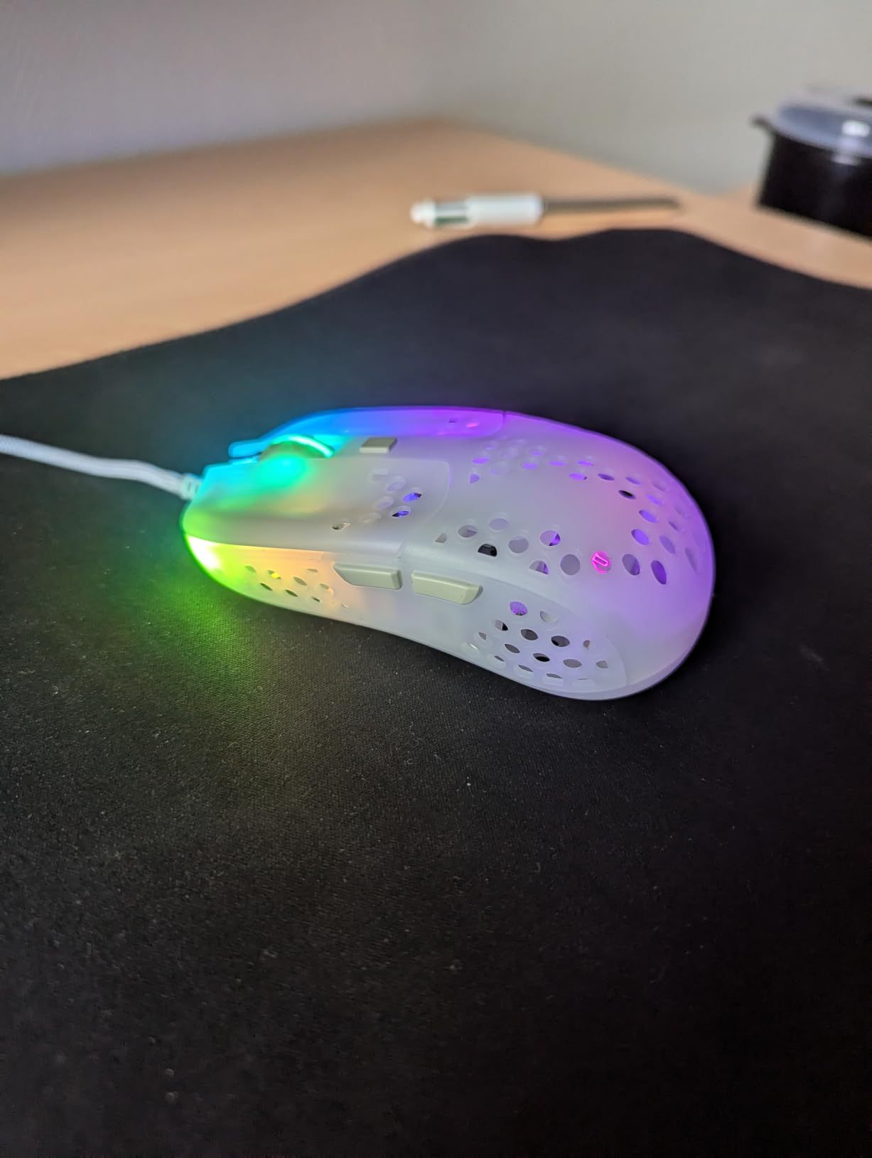 Xtrfy MZ1 Zy Rail mouse gaming con filo Pixart 3389 RGB