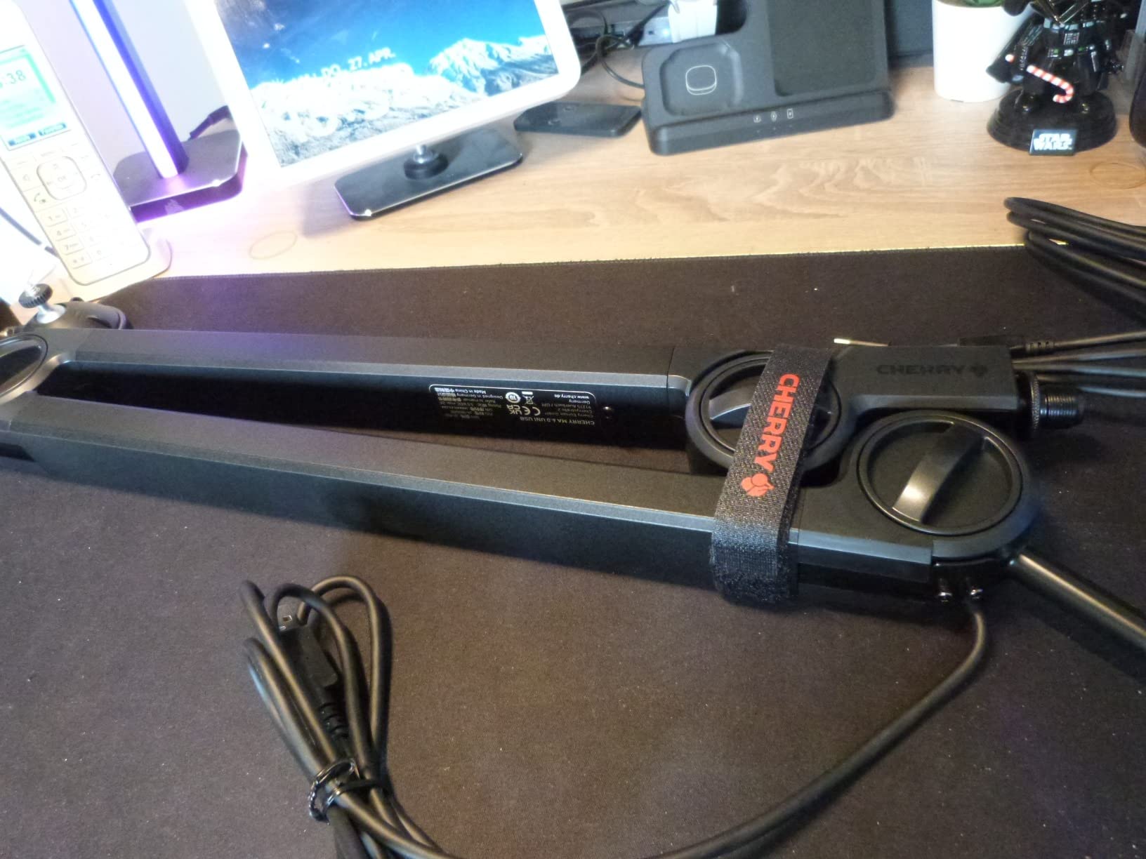 Cherry MA 6.0 UNI USB Braccio Microfono Nero con Hub
