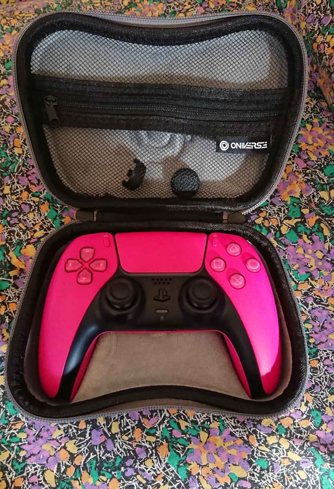 Oniverse Accessories custodia controller rigida con manico