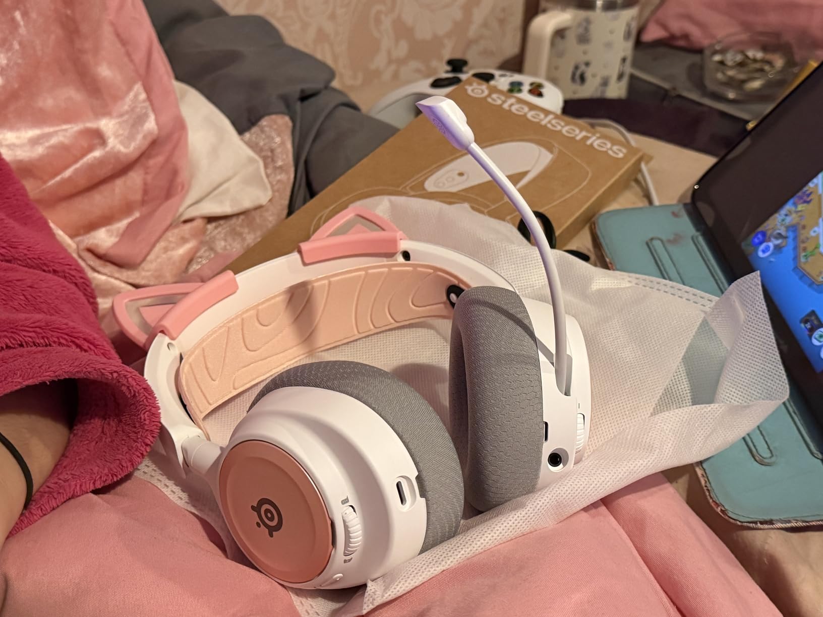 SteelSeries Arctis Nova Booster Pack Rose Quartz archetto+piastre