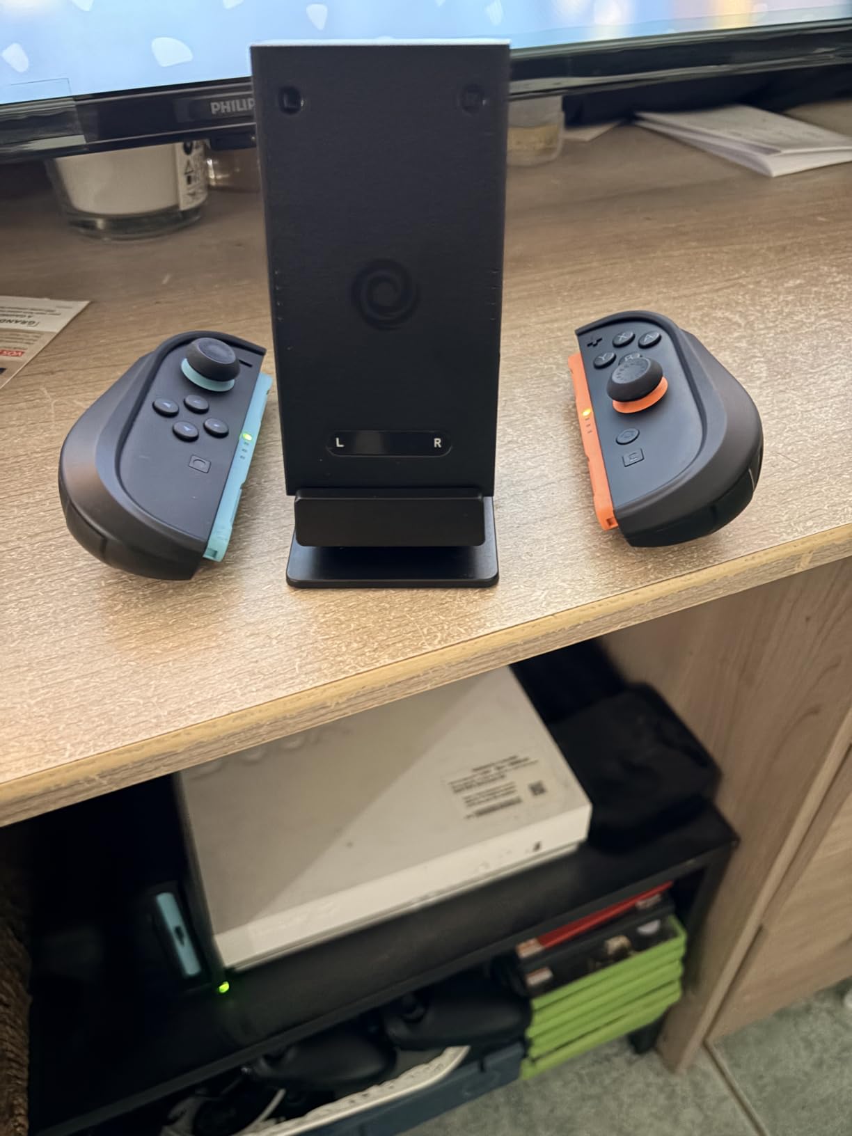 Oniverse Fusion Dock stazione ricarica Switch 2 2 Joy-Con LED