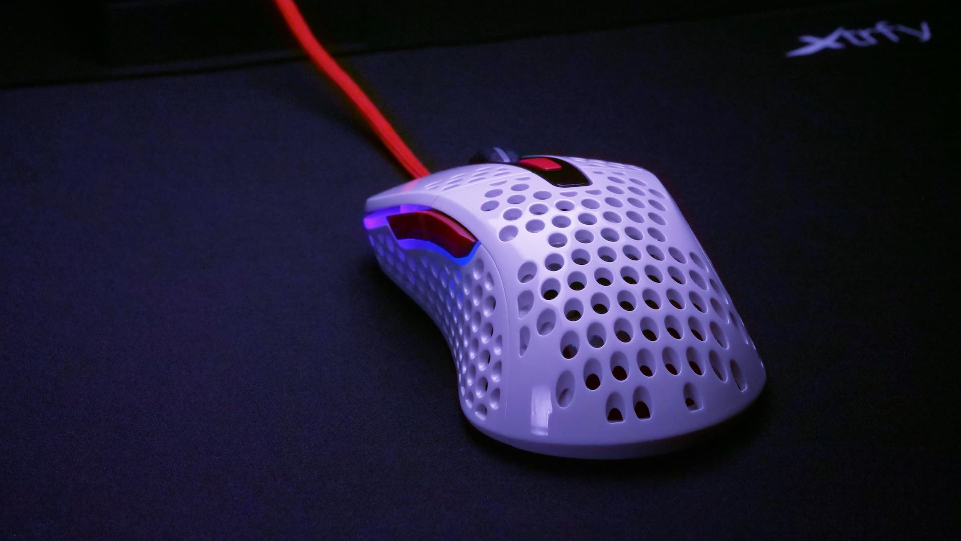 Xtrfy M4 RGB mouse cablato Tokyo 16000 CPI leggero