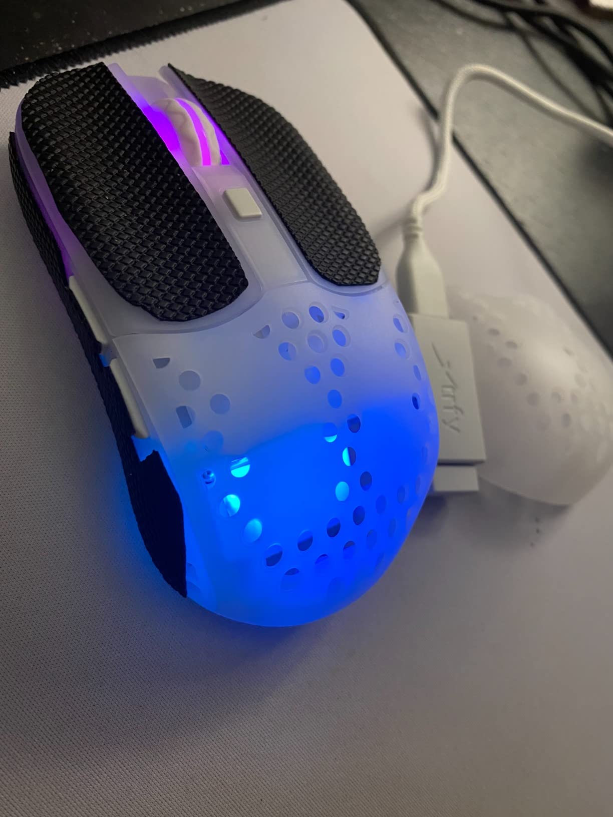 Xtrfy MZ1 Wireless mouse gaming nero ultraleggero RGB