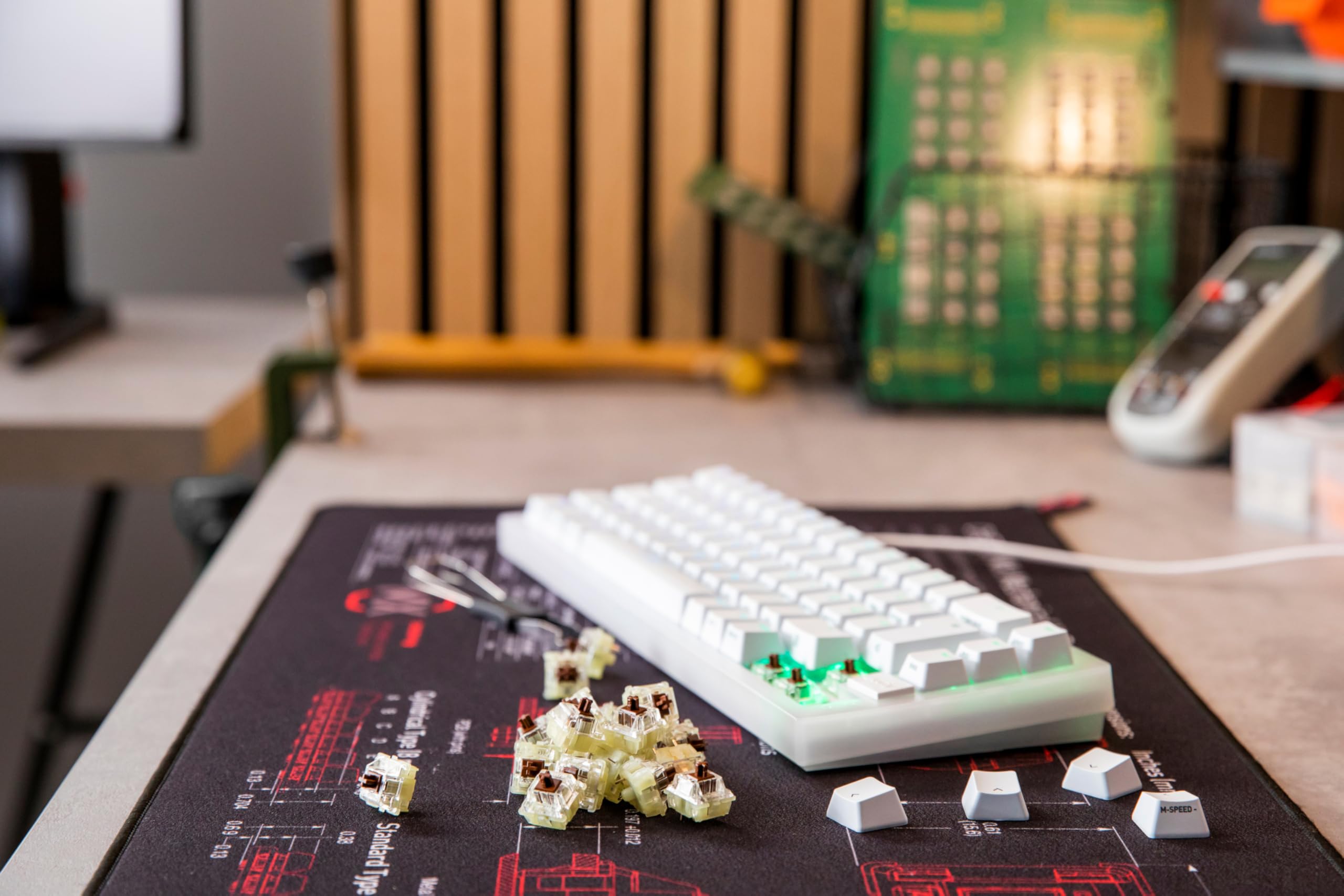 Xtrfy CHERRY MX2A RGB Brown switch tattili kit 36 pezzi