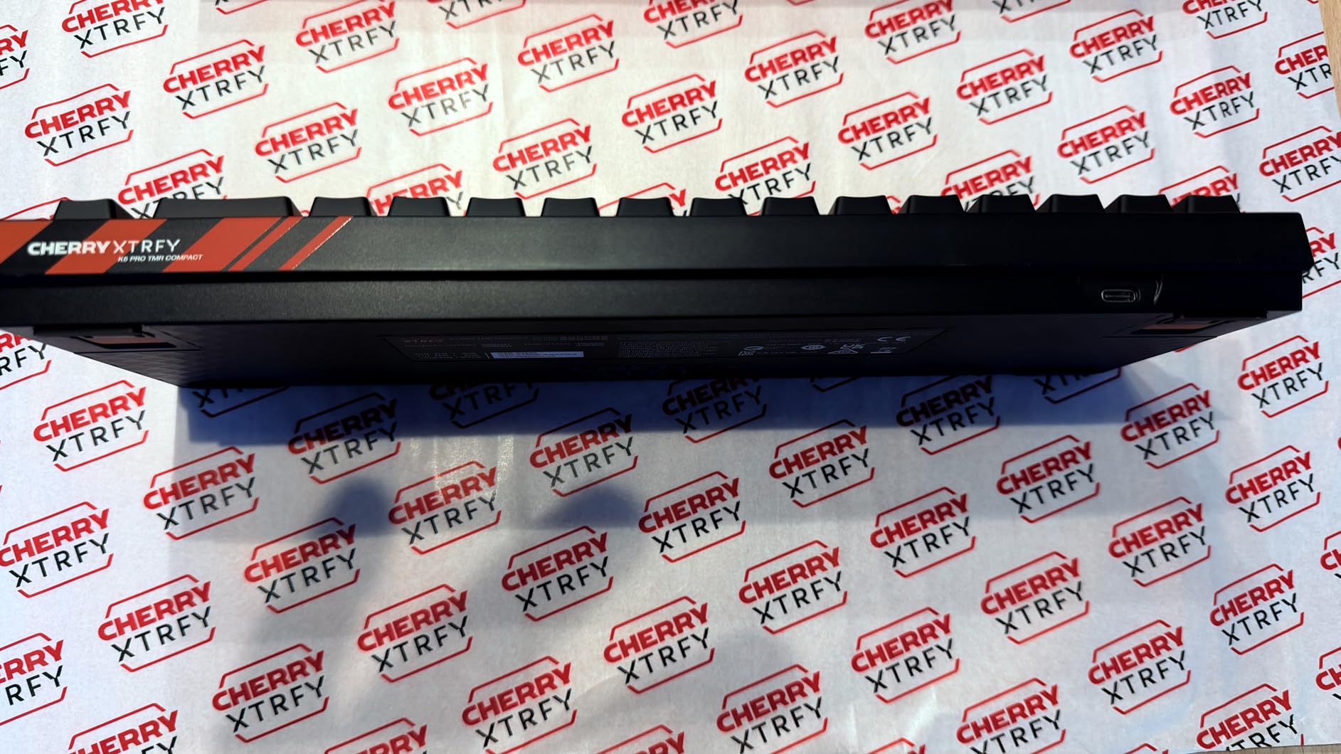 Cherry Xtrfy K5 Pro TMR Tastiera Compatta FR Nera