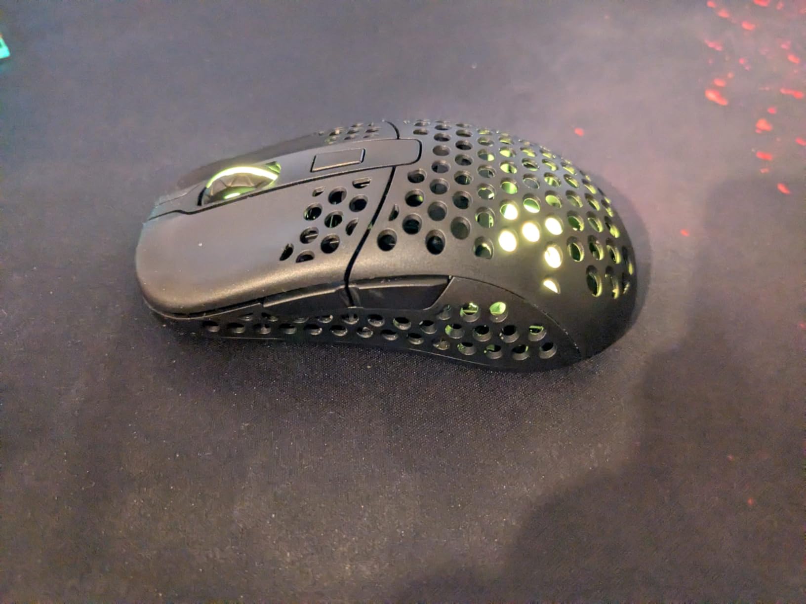 Xtrfy M42 Wireless Mouse Gaming Nero RGB Pixart 3370