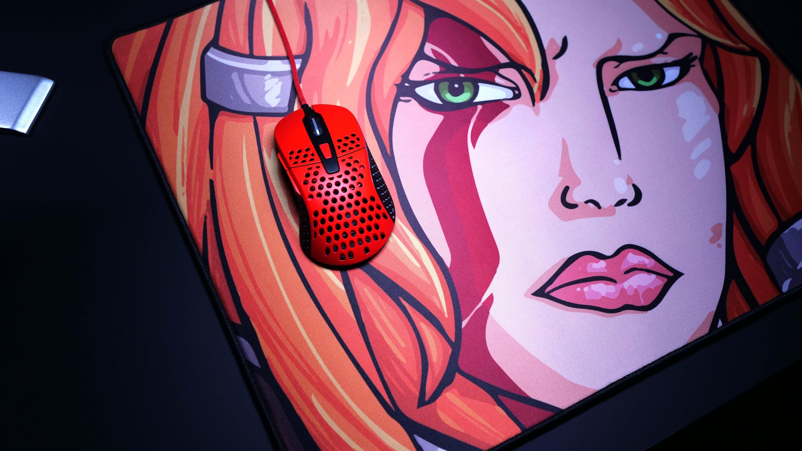 Xtrfy M4 RGB mouse gaming filo Kripparrian Red ultraleggero