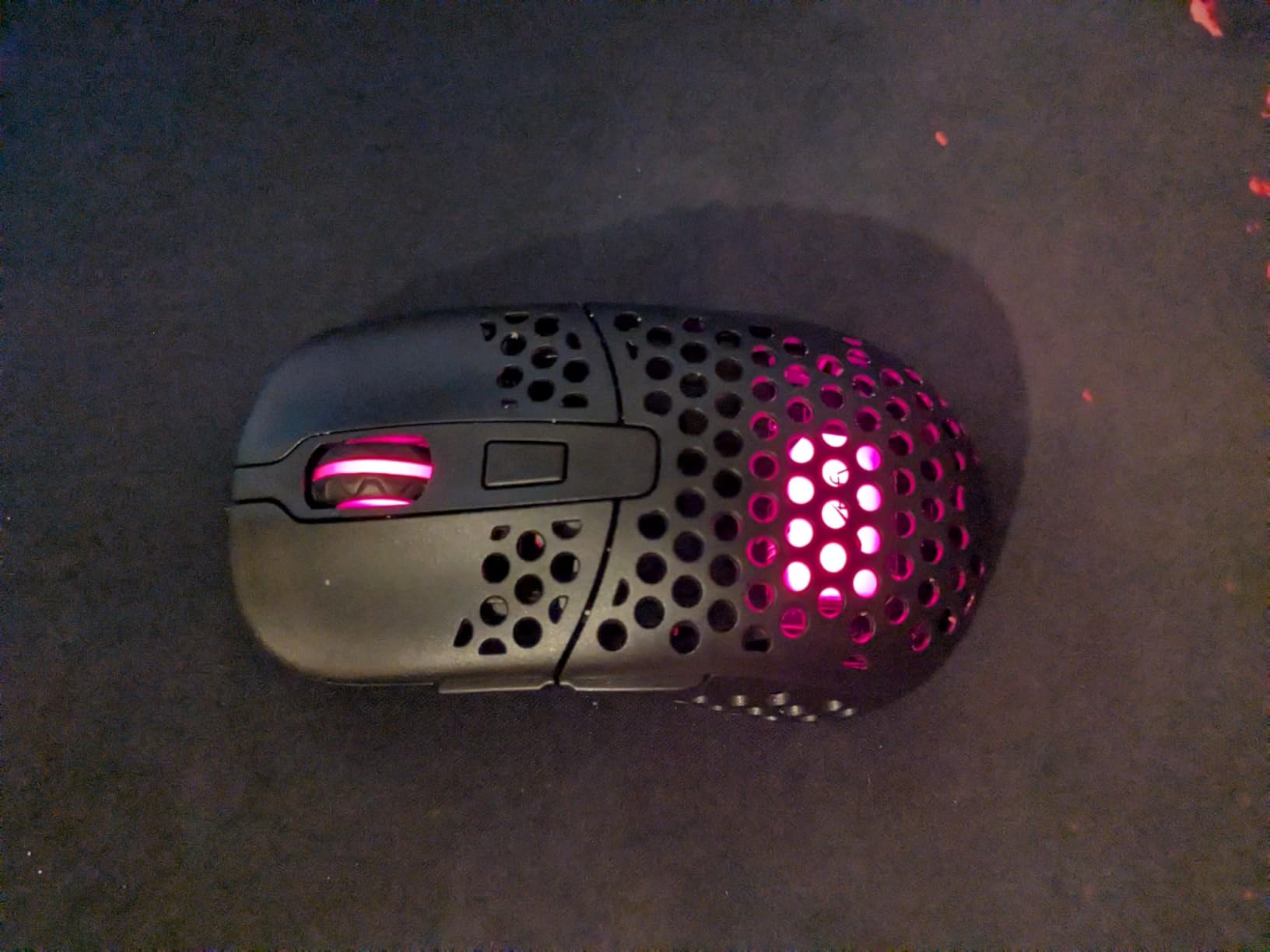 Xtrfy M42 Wireless Mouse Gaming Nero RGB Pixart 3370