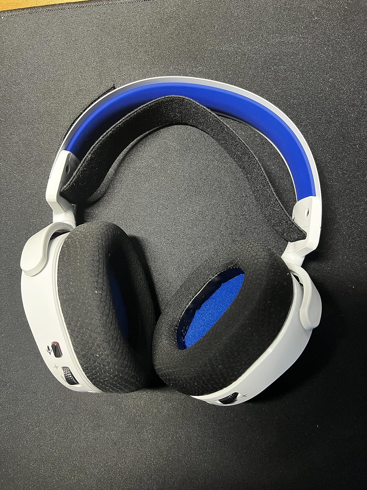 SteelSeries Arctis 7P+ cuffie gaming wireless bianche 30h