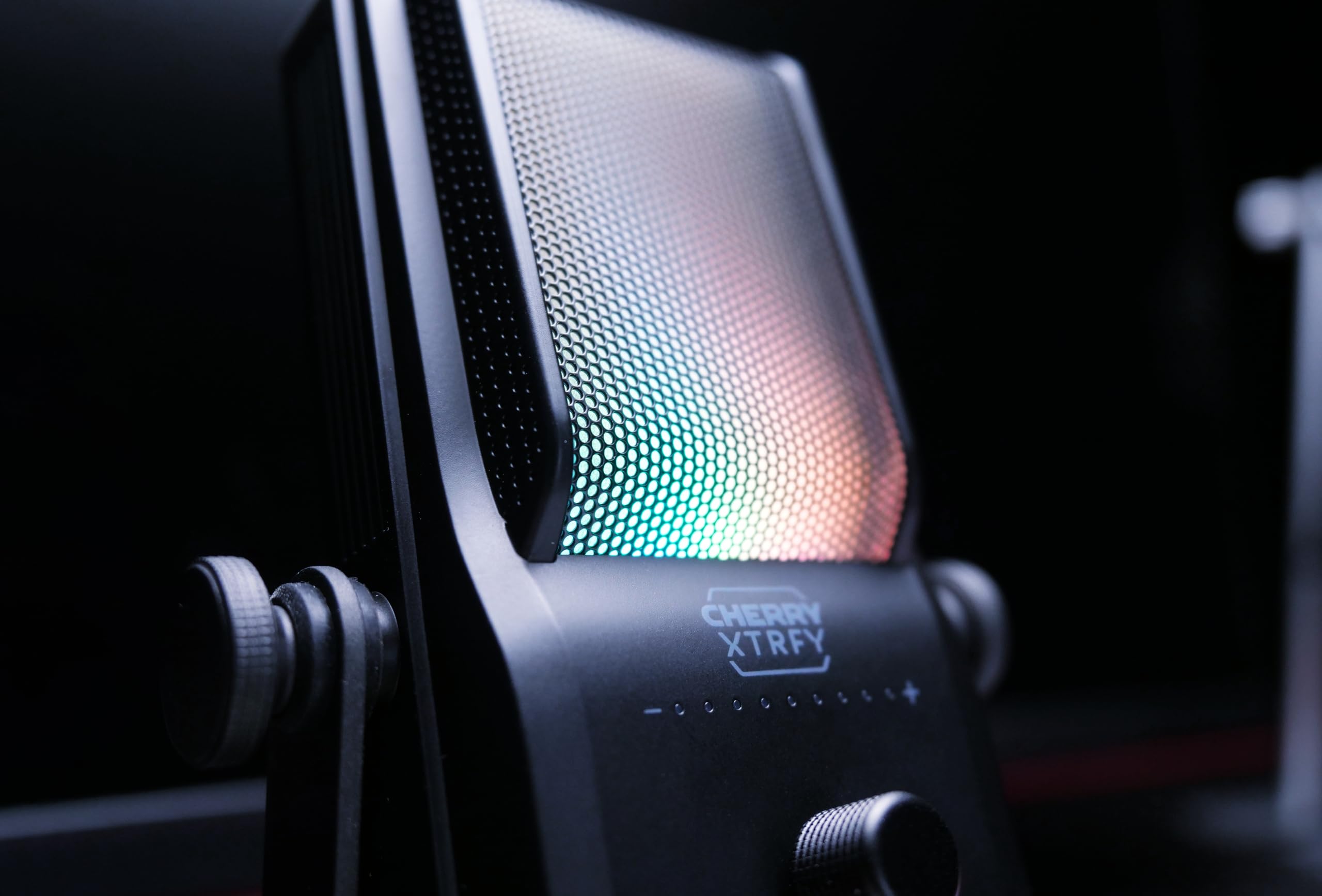 CHERRY XTRFY Ngale R Microfono USB Nero Cardioide RGB