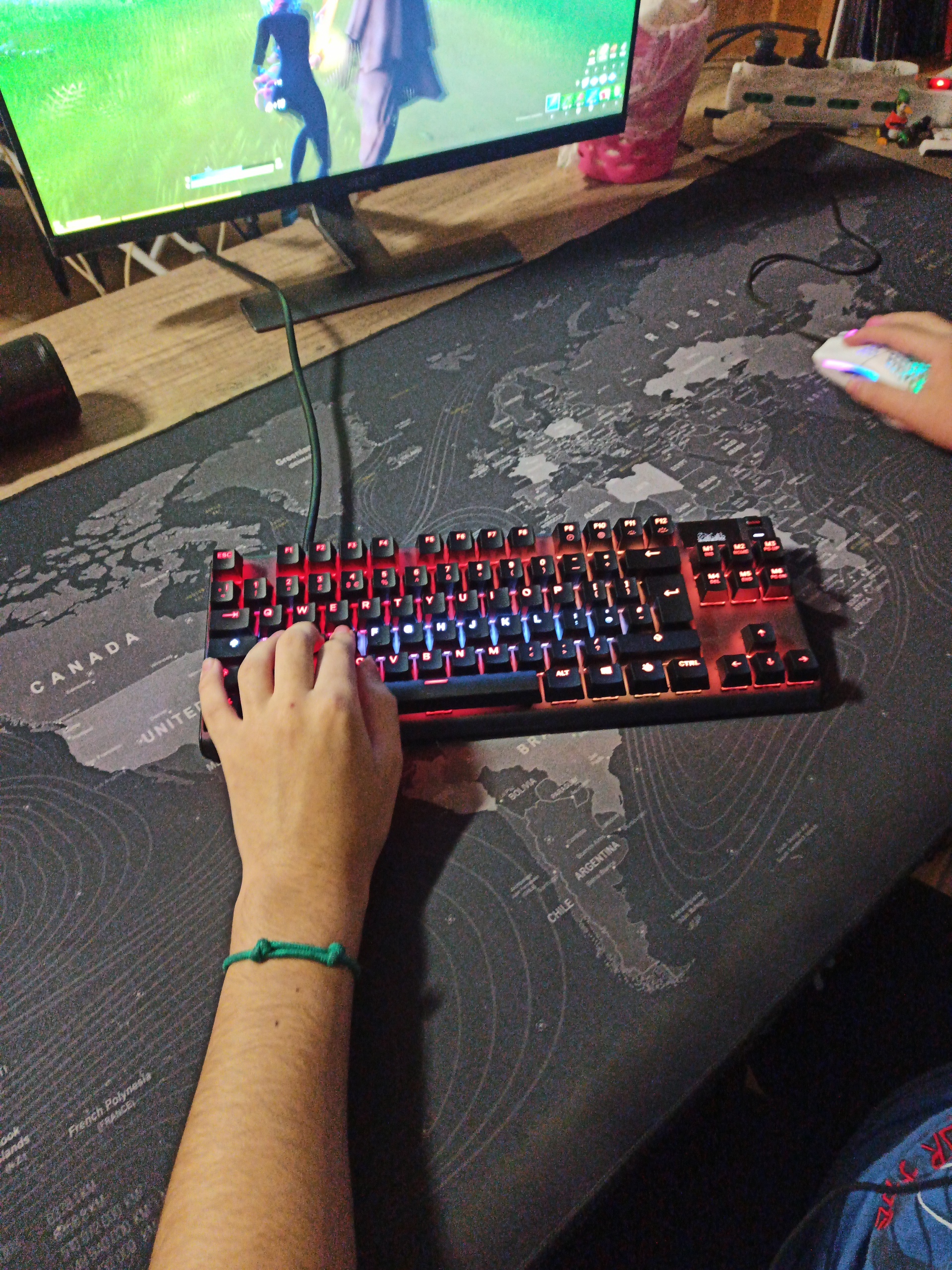 SteelSeries Apex Pro TKL Tastiera Gaming QWERTY US Regolabile
