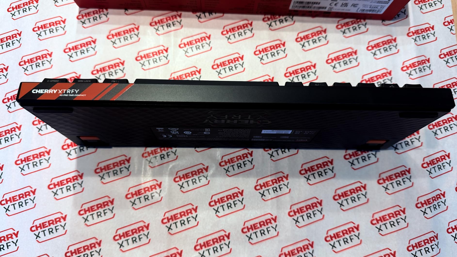Cherry Xtrfy K5 Pro TMR Tastiera Compatta FR Nera