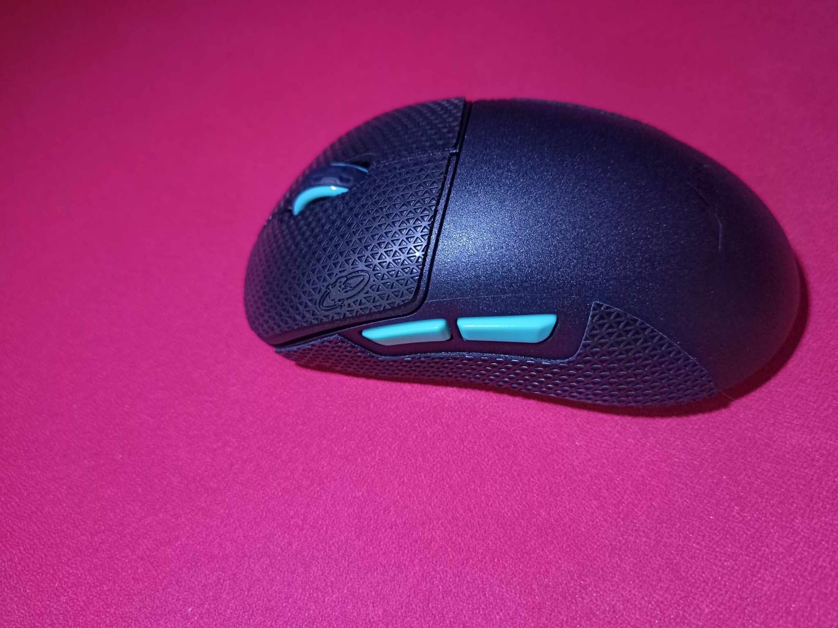 Xtrfy M8 Wireless mouse gaming nero 55 g ricaricabile