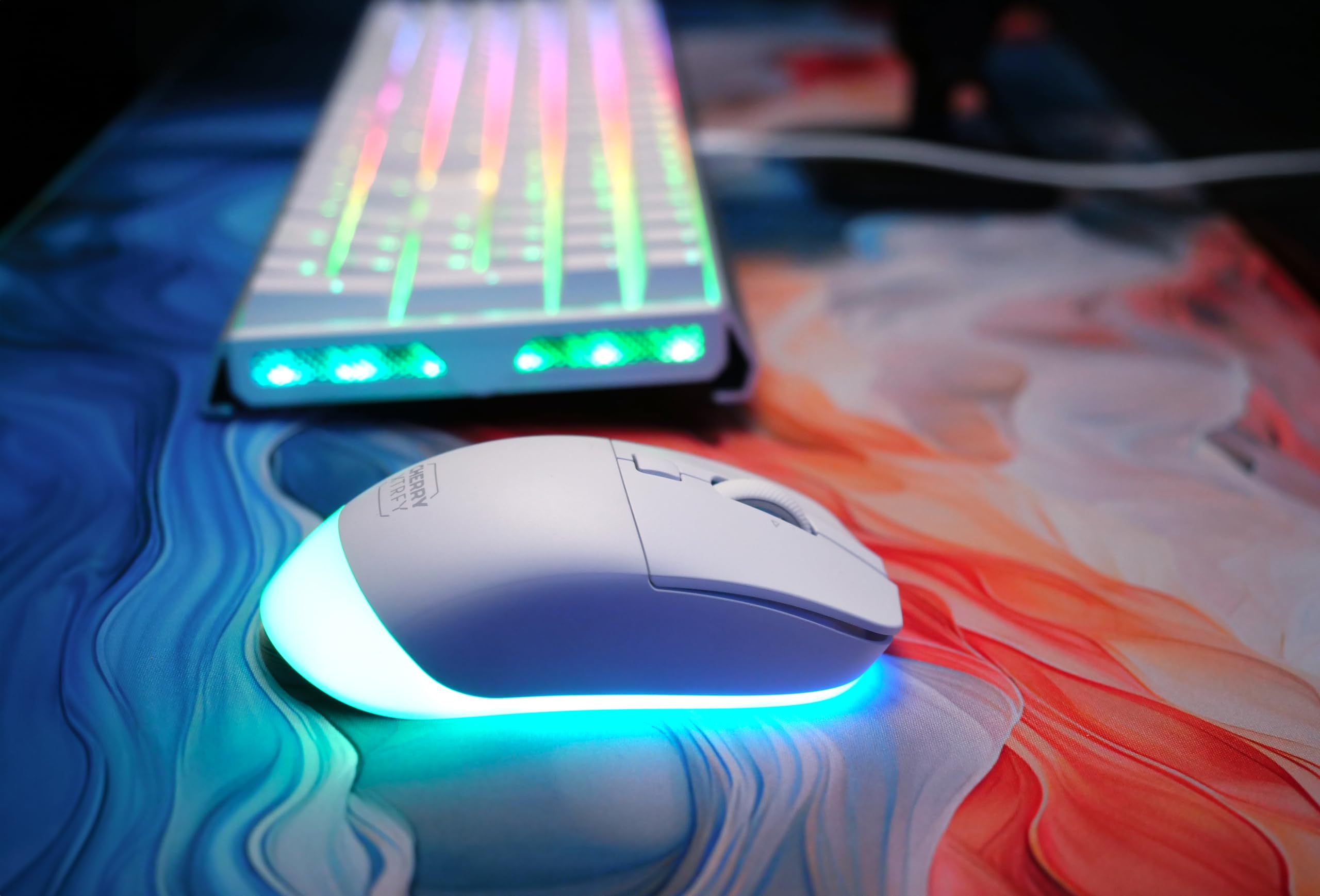 Cherry Xtrfy M50 Wireless Mouse Gaming Bianco RGB
