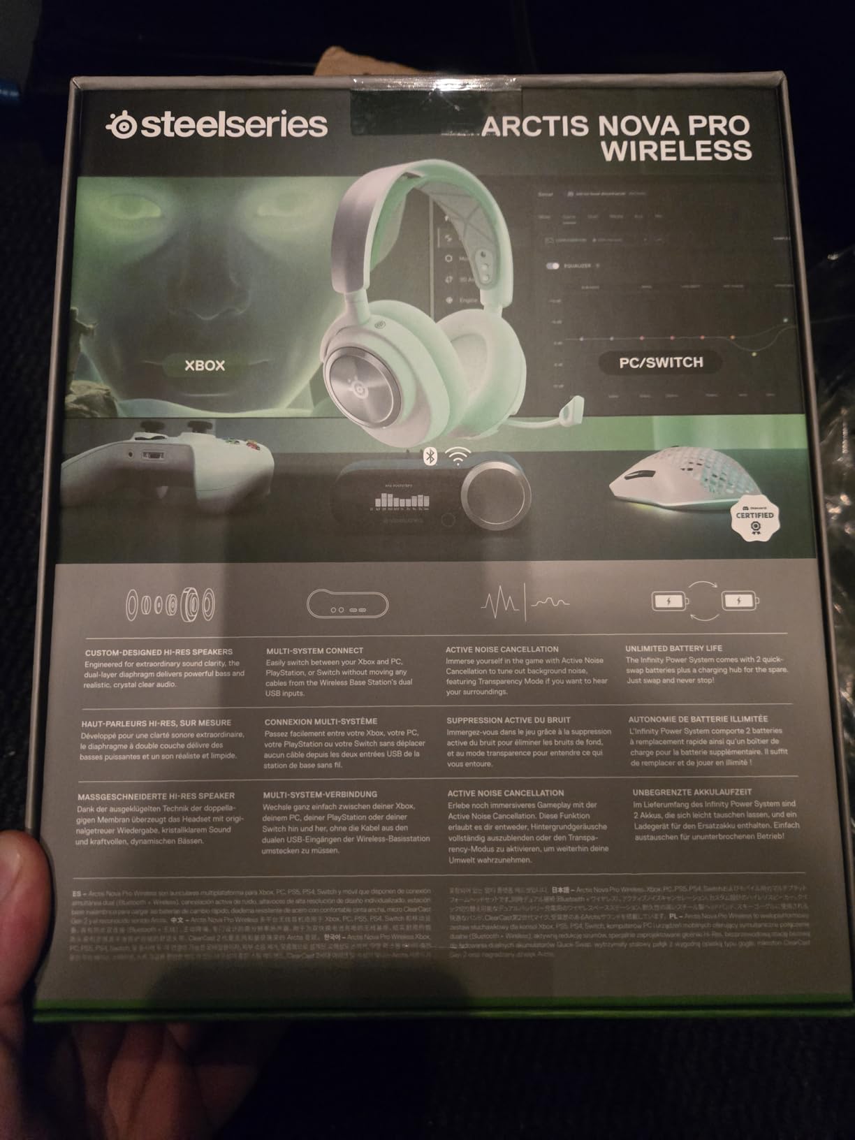 SteelSeries Arctis Nova Pro X cuffie wireless bianche ANC