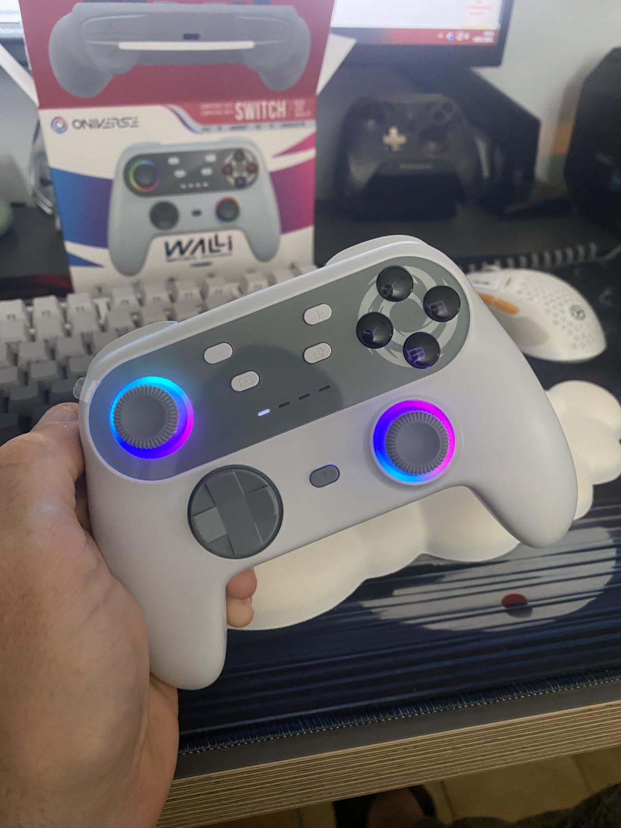 Oniverse Walli Controller Wireless Retro Grey Hall Effect
