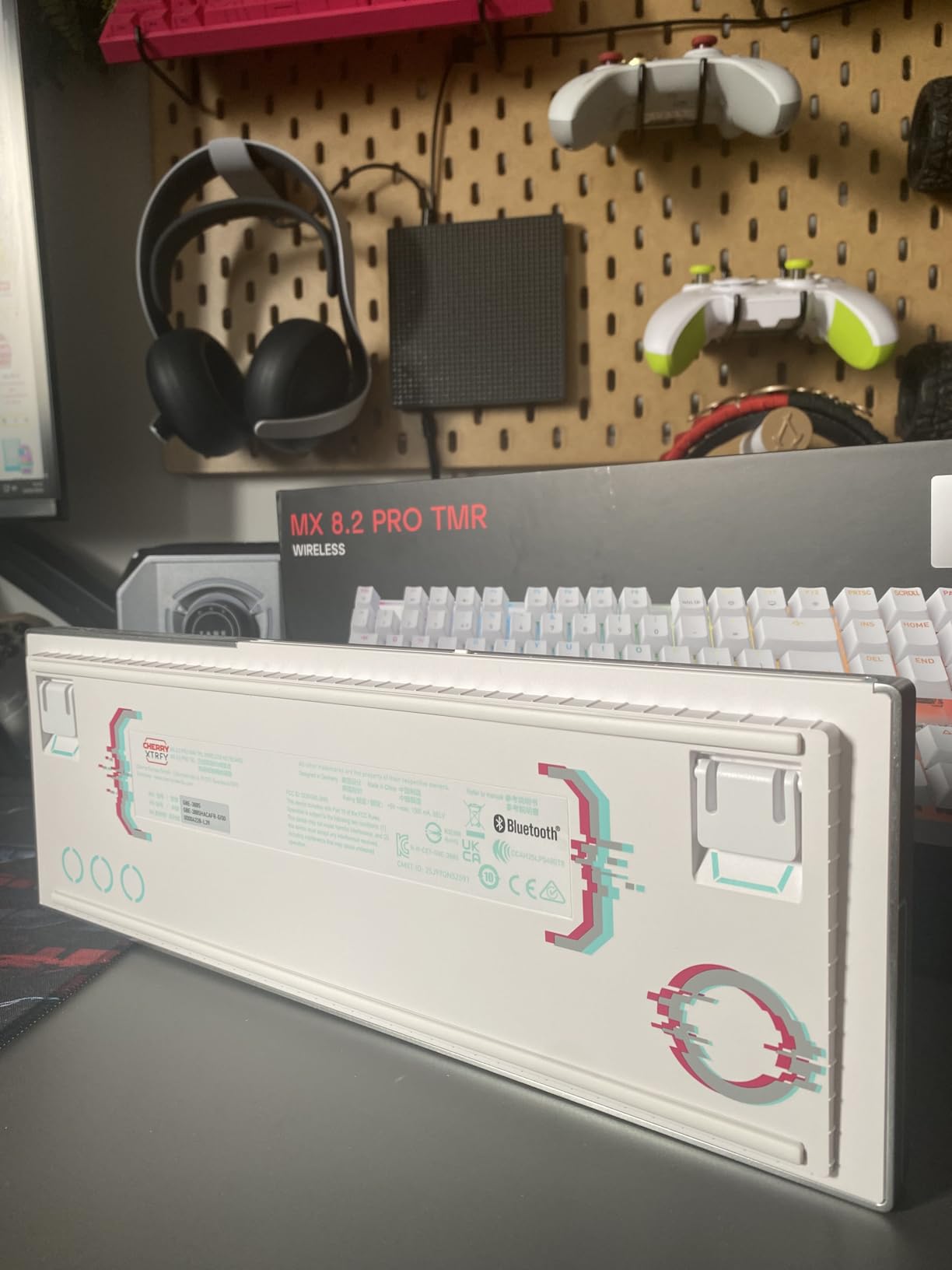 Cherry Xtrfy MX 8.2 Pro Tastiera Gaming TKL Bianca AZERTY