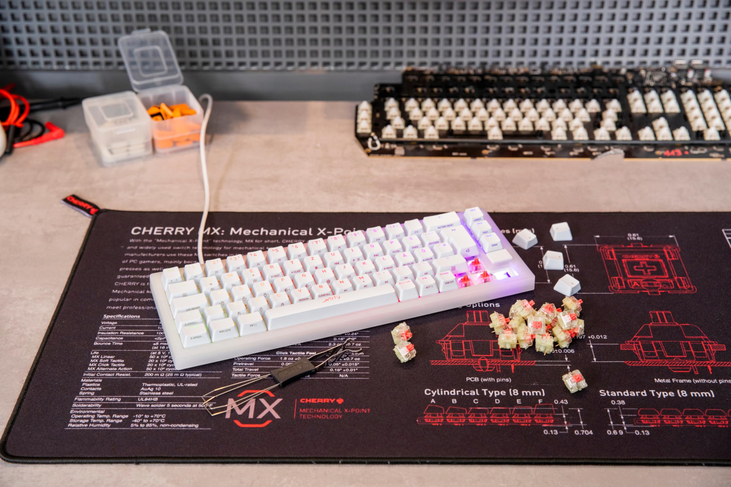 CHERRY XTRFY MX RGB Silent Red Switch Meccanici 23 Pezzi Lineari