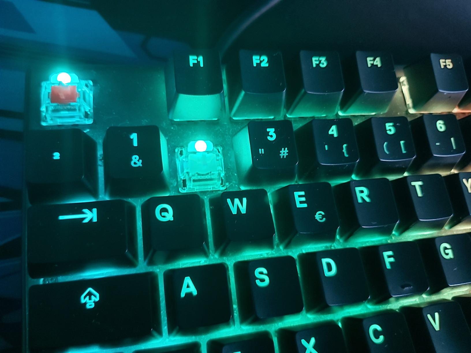 SteelSeries Apex Pro TKL Tastiera Gaming QWERTY US Regolabile